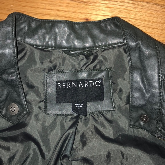 Pleather jacket 🧥 - Picture 3 of 8